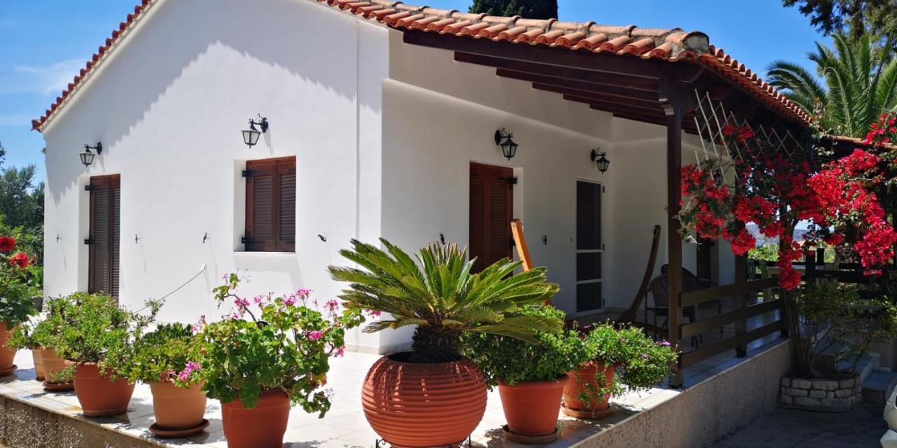 Bungalow Gialova Exterior photo