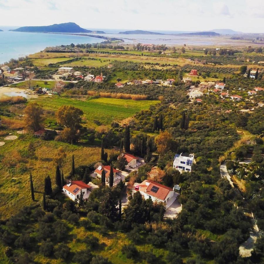 Bungalow Gialova Exterior photo