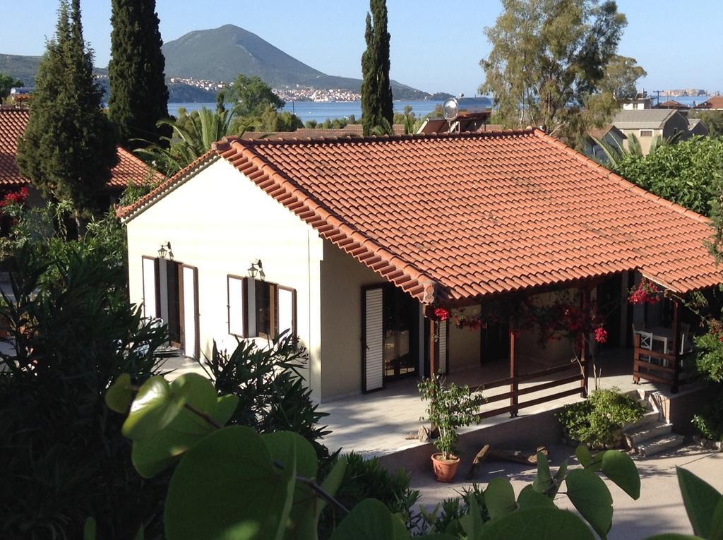 Bungalow Gialova Exterior photo